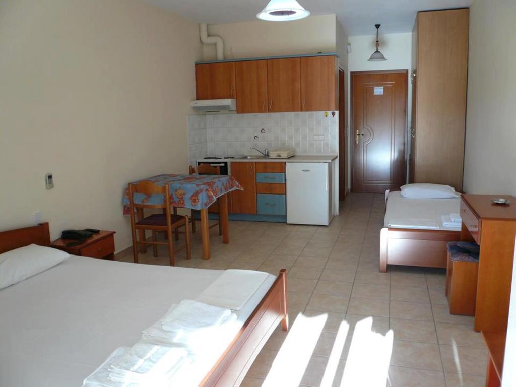 Hotelapart Filoxenia Alexandroupolis Rum bild